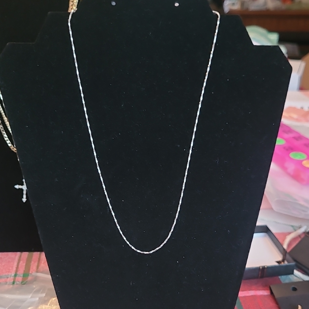 Pretty Bird White Gold Plated Necklace